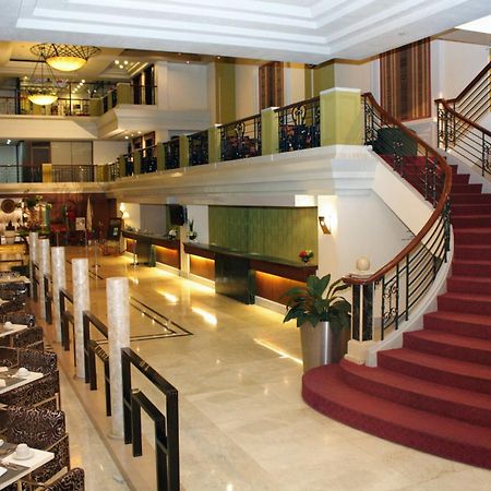 The Royal Mandaya Hotel Davao Zewnętrze zdjęcie