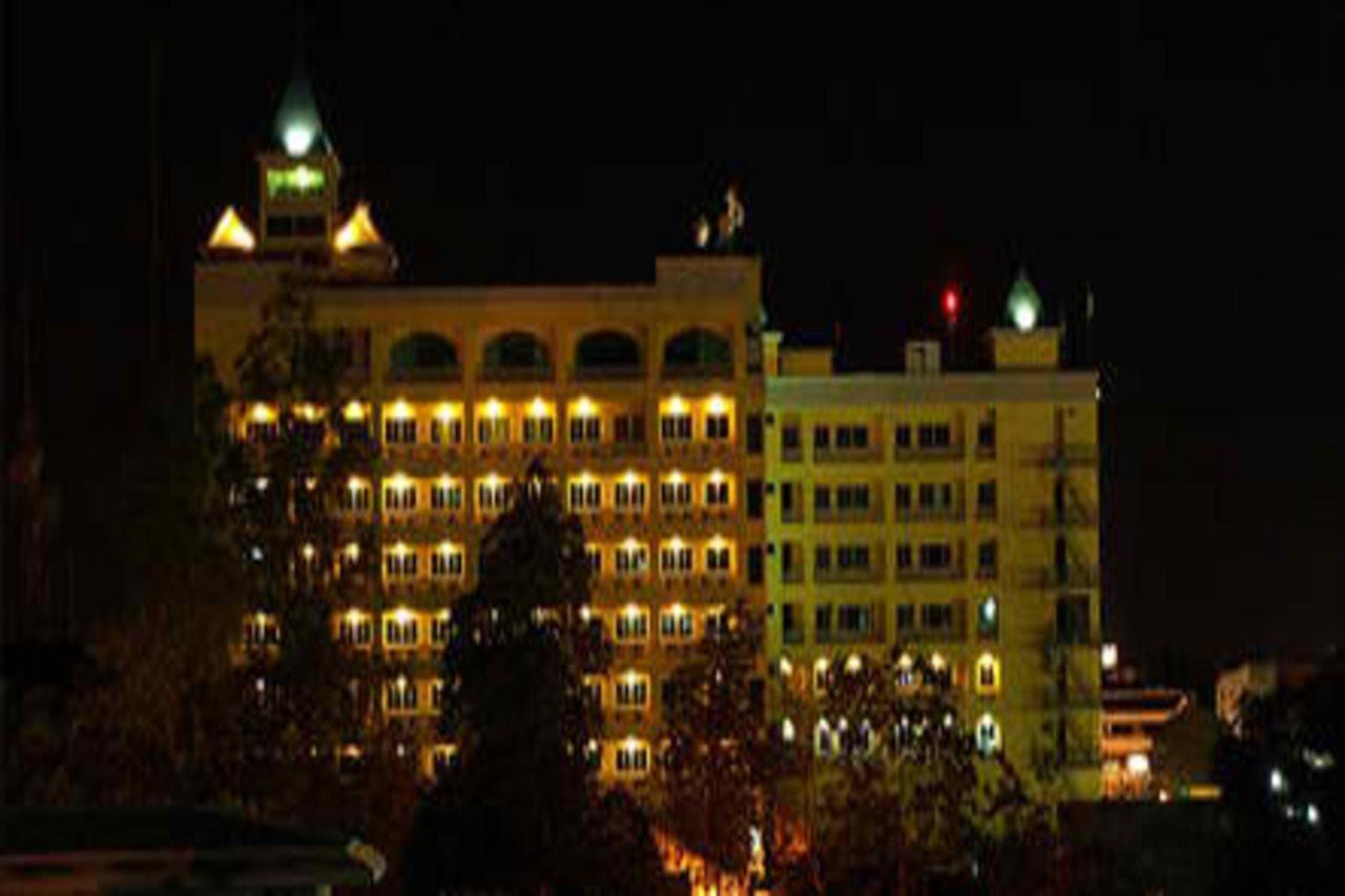 The Royal Mandaya Hotel Davao Zewnętrze zdjęcie