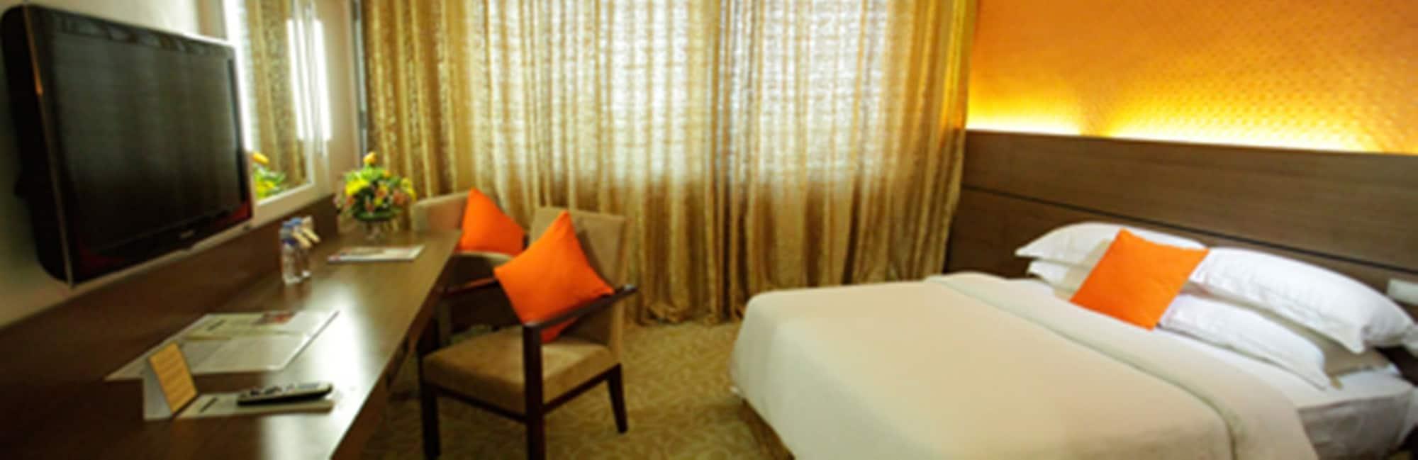 The Royal Mandaya Hotel Davao Zewnętrze zdjęcie