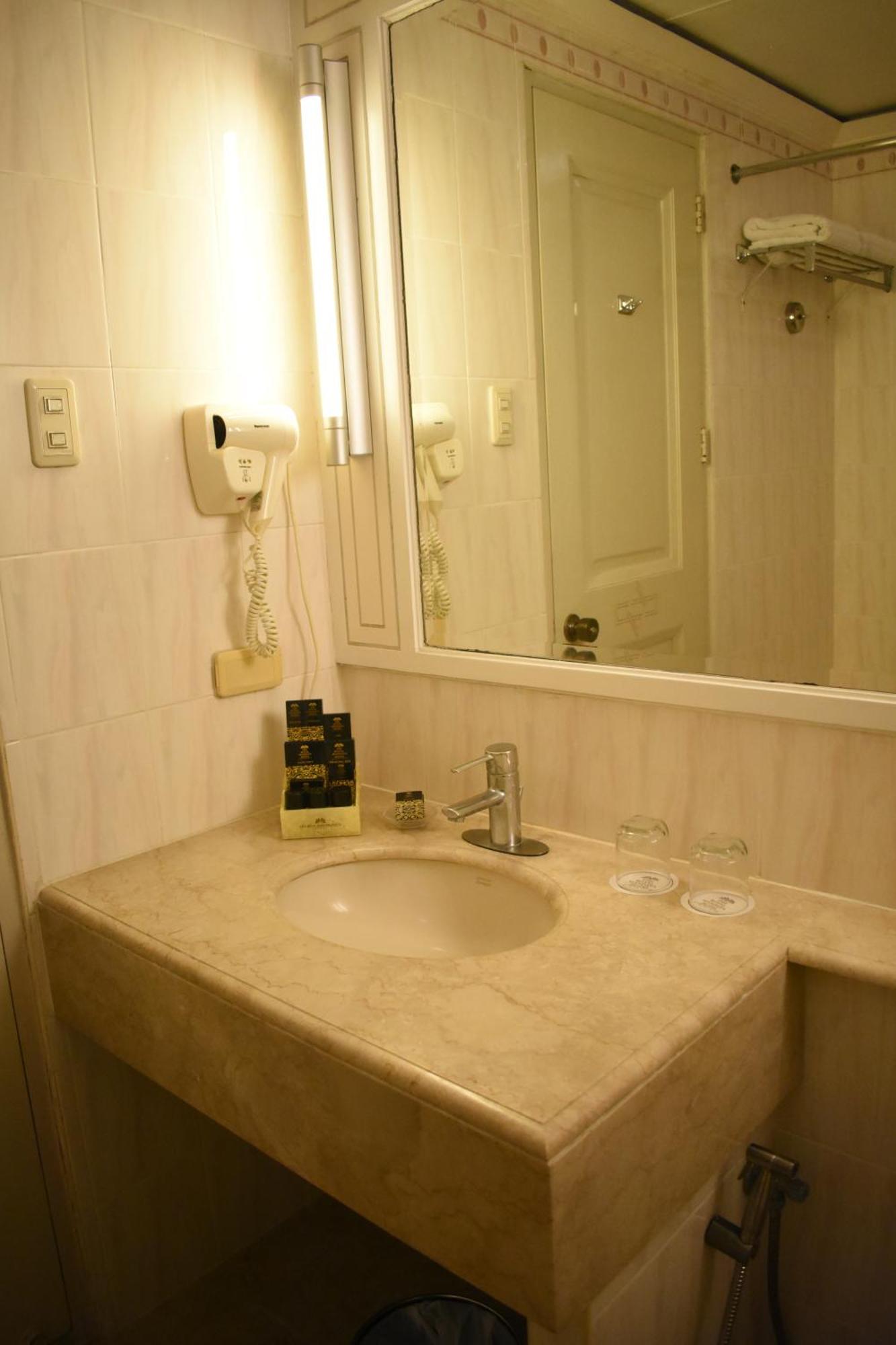 The Royal Mandaya Hotel Davao Zewnętrze zdjęcie