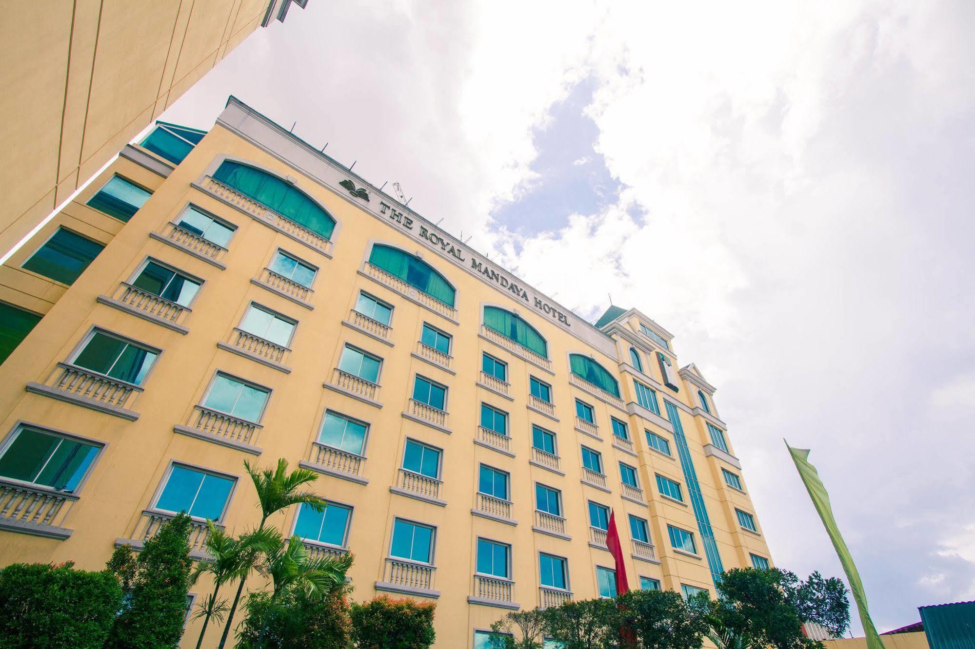 The Royal Mandaya Hotel Davao Zewnętrze zdjęcie