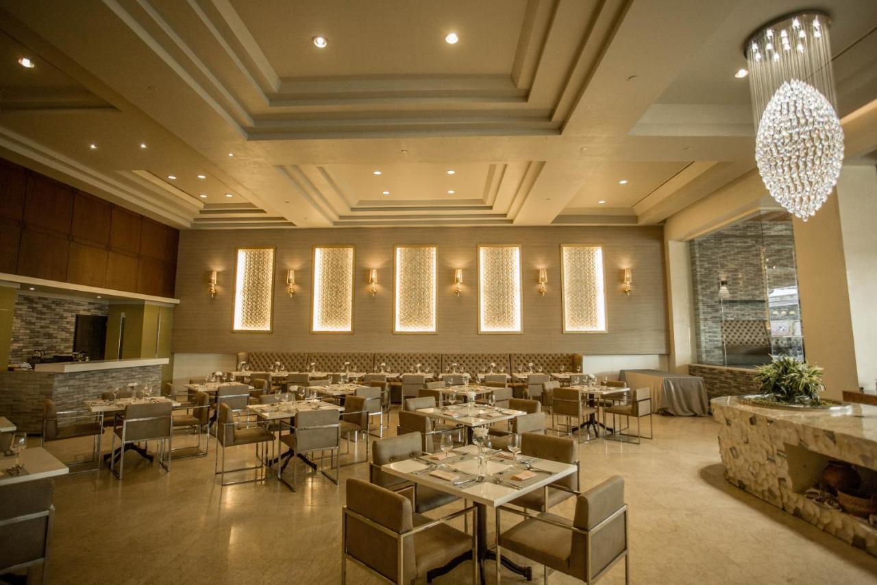 The Royal Mandaya Hotel Davao Zewnętrze zdjęcie