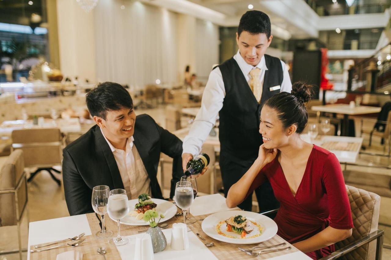 The Royal Mandaya Hotel Davao Zewnętrze zdjęcie